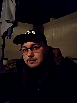 Snapshot of cmichaelxxx chatting on March 21, 2025, 7:22 am cmichaelxxx online show from March 21, 2025, 7:22 am