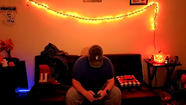 Snapshot of cmichaelxxx chatting on October 24, 2025, 12:09 am cmichaelxxx online show from October 24, 2025, 12:09 am