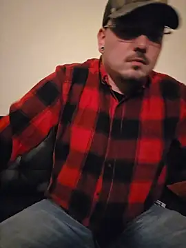 Snapshot of cmichaelxxx chatting on November 14, 2025, 11:30 pm cmichaelxxx online show from November 14, 2025, 11:30 pm