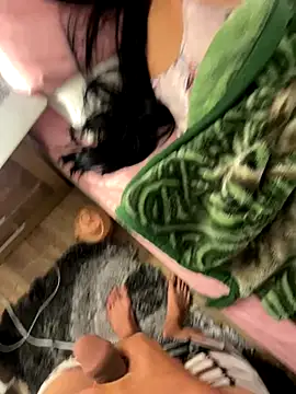 Sweet and caramel online show from December 14, 2025, 9:48 am