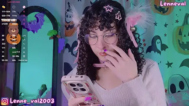 Lenneval1 online show from October 28, 2025, 3:07 am