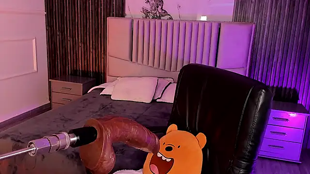 Lillyortiz online show from October 27, 2025, 7:59 pm