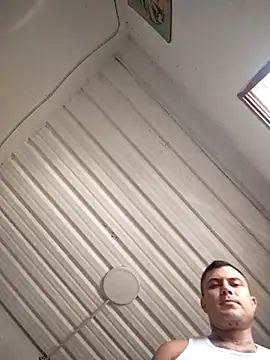 Snapshot of Cristiano_grande chatting on November 13, 2025, 2:54 pm Cristiano grande online show from November 13, 2025, 2:54 pm