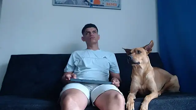 Snapshot of boss_of_cash chatting on March 21, 2026, 2:10 pm boss of cash online show from March 21, 2026, 2:10 pm