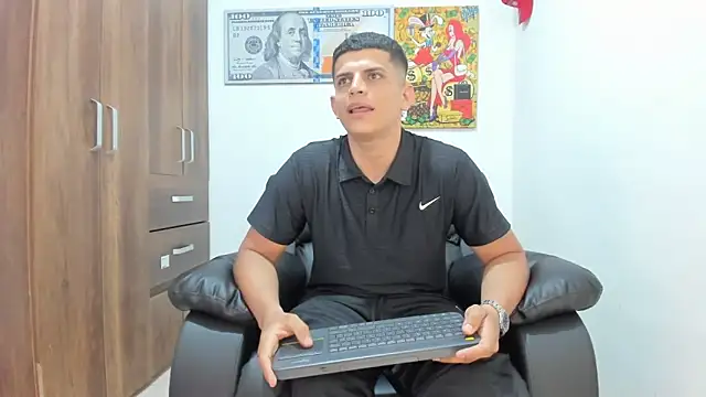 Snapshot of boss_of_cash chatting on September 20, 2025, 7:30 pm boss of cash online show from September 20, 2025, 7:30 pm