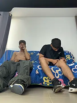 Snapshot of boss_of_cash chatting on April 15, 2026, 8:09 pm boss of cash online show from April 15, 2026, 8:09 pm