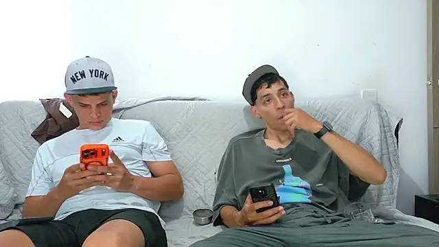 Snapshot of boss_of_cash chatting on April 11, 2026, 10:35 pm boss of cash online show from April 11, 2026, 10:35 pm