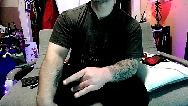 TwoFarty240 online show from February 15, 2026, 11:14 pm