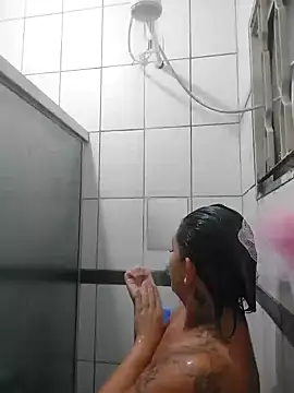 baixinhaloira online show from January 10, 2025, 12:49 am