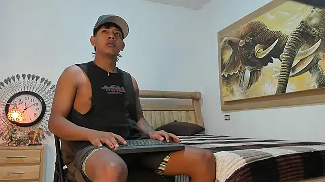 Snapshot of mr_stiven_ chatting on April 13, 2026, 2:59 am mr stiven online show from April 13, 2026, 2:59 am