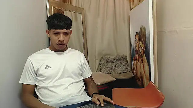 Snapshot of mr_stiven_ chatting on November 26, 2025, 3:06 am mr stiven online show from November 26, 2025, 3:06 am