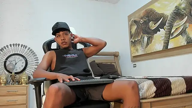 Snapshot of mr_stiven_ chatting on March 23, 2026, 2:44 am mr stiven online show from March 23, 2026, 2:44 am