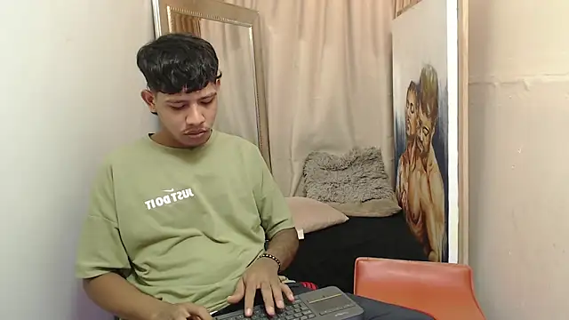 Snapshot of mr_stiven_ chatting on November 27, 2025, 3:07 am mr stiven online show from November 27, 2025, 3:07 am