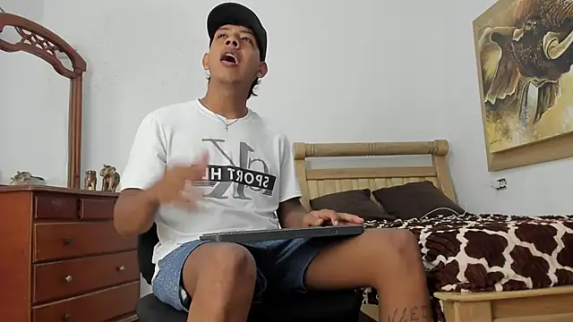 Snapshot of mr_stiven_ chatting on February 23, 2026, 3:52 am mr stiven online show from February 23, 2026, 3:52 am