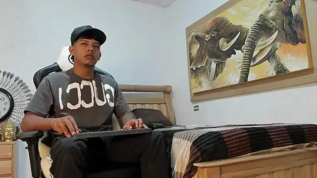 Snapshot of mr_stiven_ chatting on March 20, 2026, 6:47 am mr stiven online show from March 20, 2026, 6:47 am