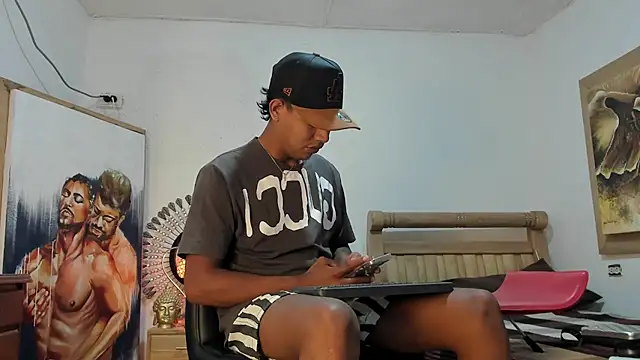 Snapshot of mr_stiven_ chatting on April 5, 2026, 3:02 am mr stiven online show from April 5, 2026, 3:02 am