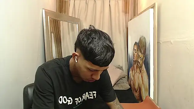 Snapshot of mr_stiven_ chatting on December 3, 2025, 3:40 am mr stiven online show from December 3, 2025, 3:40 am