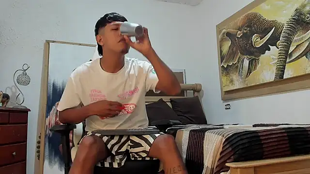 Snapshot of mr_stiven_ chatting on March 19, 2026, 3:39 am mr stiven online show from March 19, 2026, 3:39 am