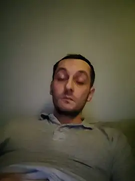 Snapshot of Kondzio chatting on December 22, 2025, 8:53 pm Kondzio online show from December 22, 2025, 8:53 pm