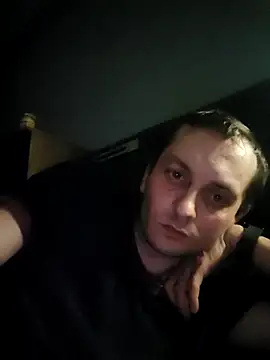 Snapshot of Kondzio chatting on November 14, 2025, 11:52 pm Kondzio online show from November 14, 2025, 11:52 pm