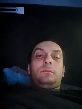 Snapshot of Kondzio chatting on November 27, 2025, 8:09 pm Kondzio online show from November 27, 2025, 8:09 pm