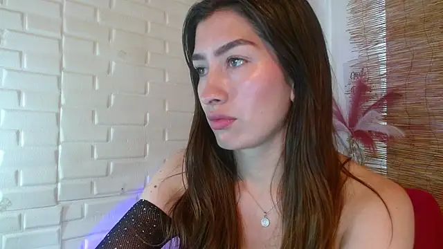 Snapshot of LuneObscure chatting on March 17, 2026, 1:14 pm LuneObscure online show from March 17, 2026, 1:14 pm