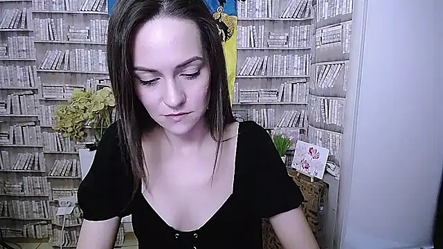 Lina Star S online show from October 27, 2025, 7:20 am