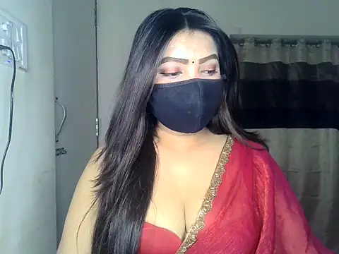 Snapshot of ishi_Beauty chatting on May 20, 2026, 4:42 am ishi Beauty online show from May 20, 2026, 4:42 am