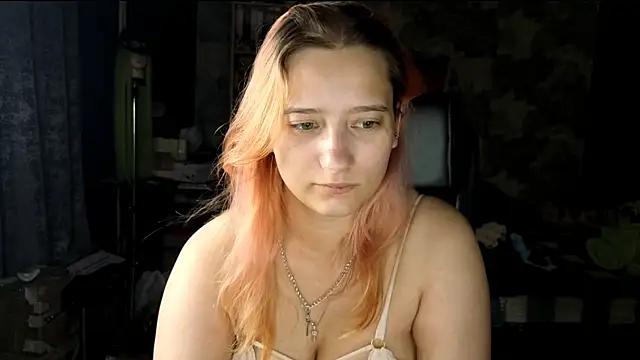 RachelPirce online show from July 15, 2026, 3:52 pm
