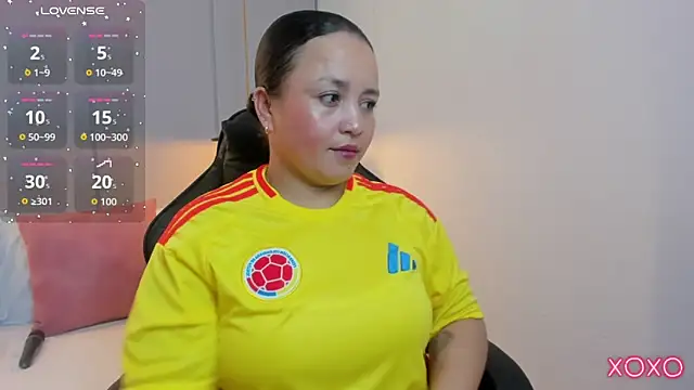 linda rios  online show from June 17, 2026, 8:30 pm