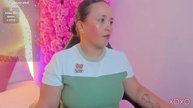 linda rios  online show from July 18, 2026, 8:06 pm