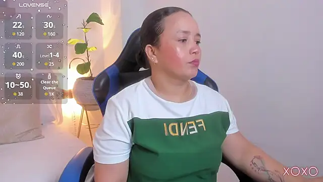 linda rios  online show from July 24, 2026, 8:05 pm
