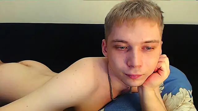 Snapshot of __sugarrebit chatting on February 10, 2025, 11:02 pm   sugarrebit online show from February 10, 2025, 11:02 pm