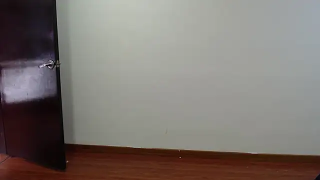 sasi luna online show from April 7, 2026, 1:13 pm