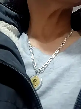 sasi luna online show from October 26, 2025, 2:17 pm