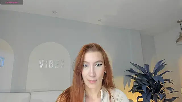 Snapshot of MiaFarrell_ chatting on February 24, 2026, 6:09 pm MiaFarrell online show from February 24, 2026, 6:09 pm