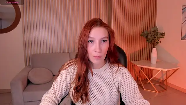 Snapshot of MiaFarrell_ chatting on February 8, 2026, 11:30 am MiaFarrell online show from February 8, 2026, 11:30 am