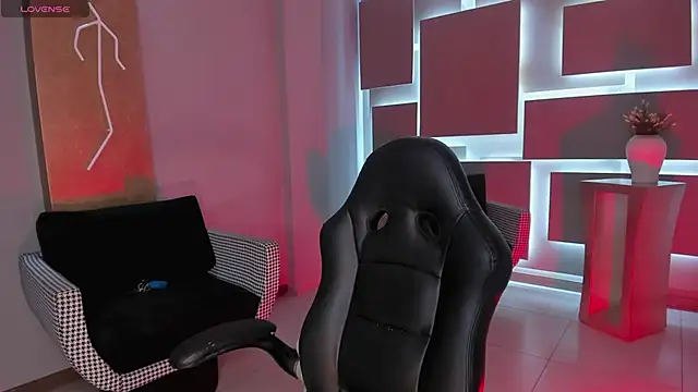 BellaCarteer  online show from October 15, 2025, 10:56 am