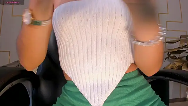 BellaCarteer  online show from February 5, 2026, 12:12 pm