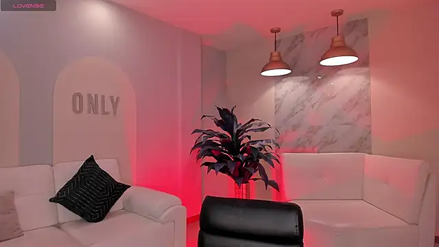 BellaCarteer  online show from March 25, 2026, 7:13 pm