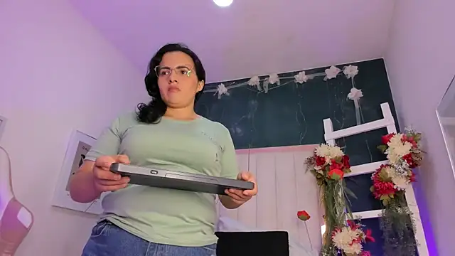 africa holmes online show from March 12, 2026, 2:28 am