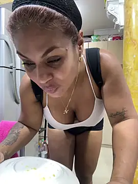 Naticol1 online show from February 6, 2026, 3:02 am