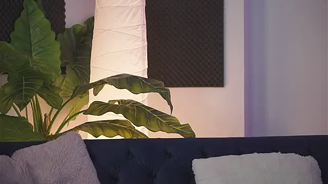 Jenna Day online show from October 3, 2025, 9:22 am