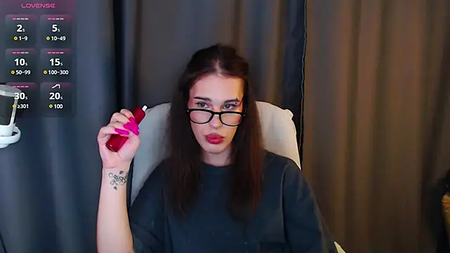 Snapshot of Cassie_Bae chatting on March 2, 2025, 8:35 pm Cassie Bae online show from March 2, 2025, 8:35 pm