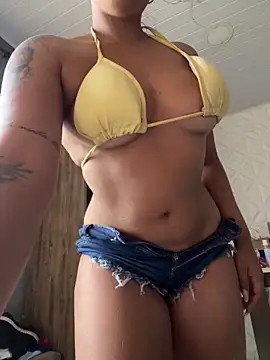 Snapshot of Nicollygriu chatting on February 14, 2026, 2:28 pm Nicollygriu online show from February 14, 2026, 2:28 pm