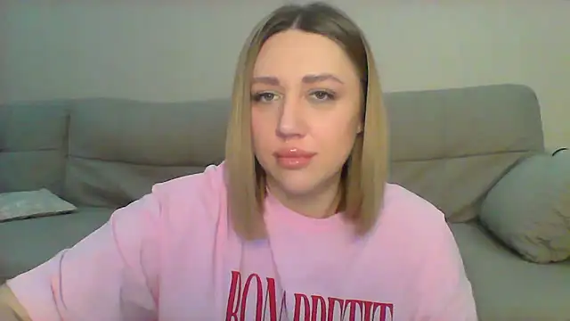 Snapshot of VickyLove047 chatting on February 26, 2025, 5:57 am VickyLove047 online show from February 26, 2025, 5:57 am