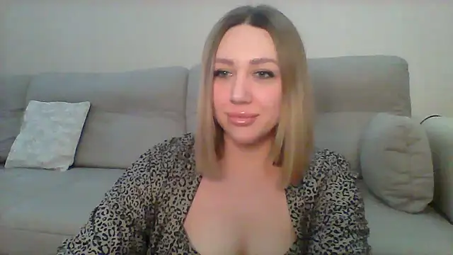Snapshot of VickyLove047 chatting on March 6, 2025, 7:14 am VickyLove047 online show from March 6, 2025, 7:14 am