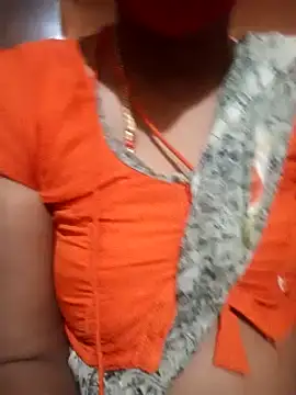 Snapshot of telugu_heroine9 chatting on January 5, 2025, 1:24 am telugu heroine9 online show from January 5, 2025, 1:24 am