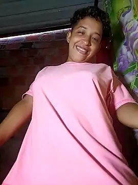 Snapshot of Ggeraldyn_311 chatting on December 16, 2024, 12:27 pm Ggeraldyn 311 online show from December 16, 2024, 12:27 pm