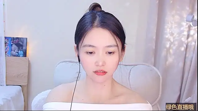 Snapshot of CN-Babycat chatting on March 15, 2026, 4:41 am CN-Babycat online show from March 15, 2026, 4:41 am